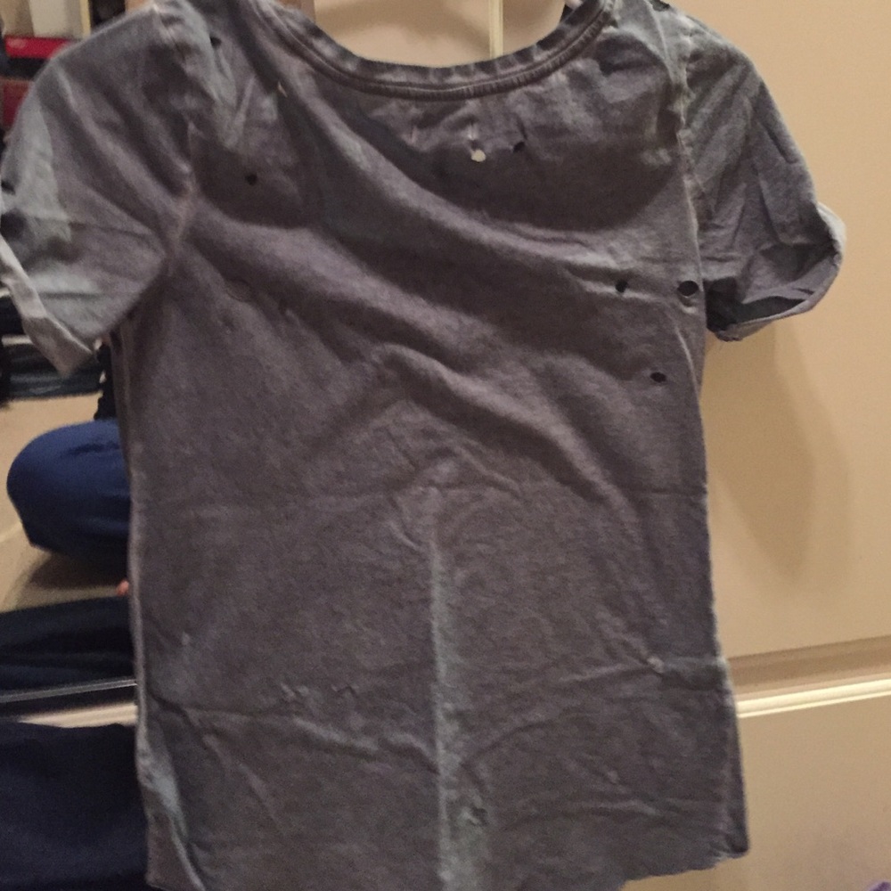 Distressed tee - Picture 2 of 4